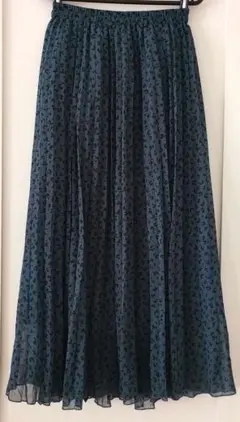 GU プリーツスカート グレー M　ウエストゴム　レオパード　柄