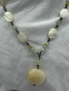 アゲートのネックレス