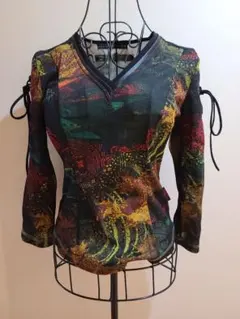 『OZZ ON・OzzCroce』和柄 Vネック 長袖カットソー