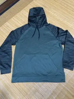 フーディー パーカー