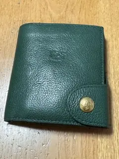 IL BISONTE レザー二つ折り財布　コンチョ　グリーン