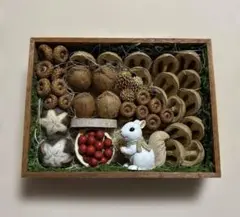 ハンドメイド　木の実BOX