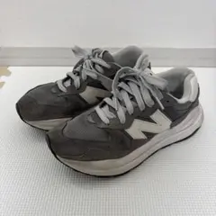 ニューバランス　57／40　グレー　25ｃｍ