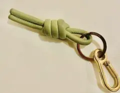 ロエベLOEWE KNOT CHARM ノット チャーム ストラップ キーリングのサムネイル