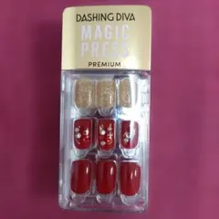 DASHING DIVA ロマンティックルージュ　ネイルチップのサムネイル