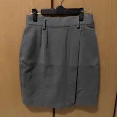 タイトスカート