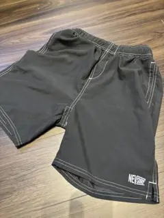 NEV SURF 黒ハーフパンツ