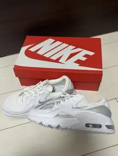 新品　Nike Air Max ホワイト/グレー　23センチ　レディース