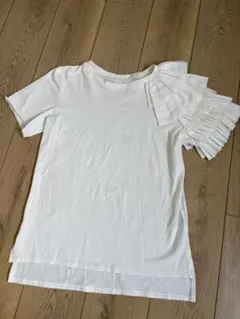 birthdaybash フリル付きホワイト半袖Tシャツのサムネイル
