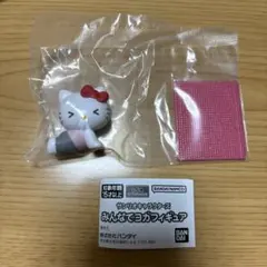 サンリオ　みんなでヨガフィギュア　ハローキティ