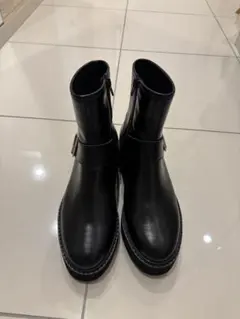 新品ルーニィ2024秋冬トラックソールブラックショートブーツ半額以下38
