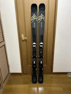 SALOMON サロモン QST MAX JRスキー板130＋ストック90セット SALOMON サロモン QST MAX JRスキー板130＋ストック90セット