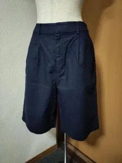 人気　ユニクロ　ネイビー プリーツ付き ハーフパンツ