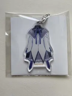 魔法少女まどか☆マギカ 暁美ほむら アクリルキーホルダー - メルカリ