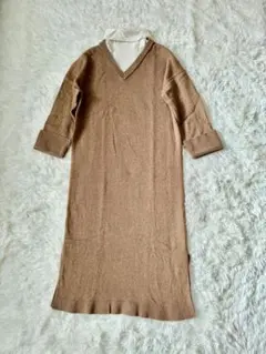 UNFILO 自由区　ニットワンピース　ロング　羊毛カシミヤ混　ベージュ