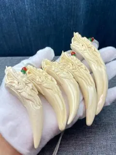 時代提げ物　獣骨　根付　石見根付　蟹文根付　M　8659 時代提げ物 獣骨 根付 石見根付 蟹文根付 M 8659 - メルカリ