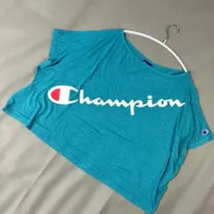 Champion ❣️ターコイズ クロップド Tシャツ✨️Mサイズ✨️のサムネイル