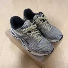 ASICS | GEL-KAYANO 14のサムネイル