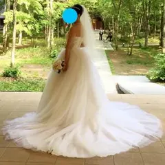 チュールのふわふわウェディングドレス