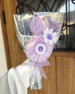 モールフラワー　フラワーブーケ　枯れない花　母の日のサムネイル