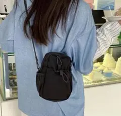 ショルダーバッグ ミニ 多機能 軽量 アウトドア 旅行 フェス ユニセックス