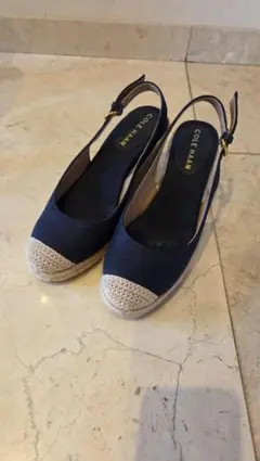 Cole Haan ネイビー スリングバックサンダルのサムネイル