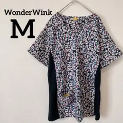 WonderWink 【M】Vネック スクラブトップ M 黒×マルチカラー柄