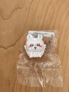くら寿司ちいかわ コラボ　モモンガキーホルダー