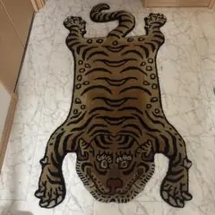 Tibetan Tiger Rug M(レッド, ONE SIZE)