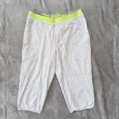 NIKE Mサイズ 7分丈 パンツライトグレー