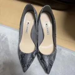 Diana グレー パイソン柄 22.5cm