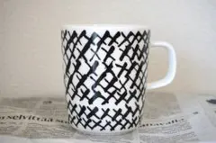 マリメッコ marimekko × Kiasma　KURIIRI　マグカップ②