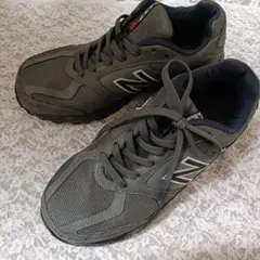 New Balance 440 スニーカー グレー　25cm レディース メンズのサムネイル