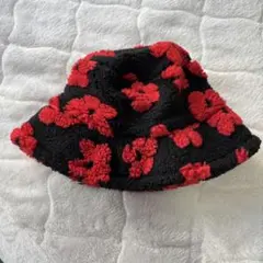 フラワー刺繍 バケットハット 黒と赤