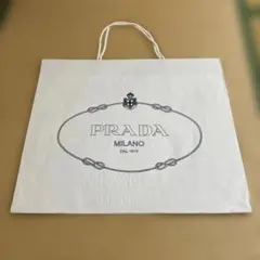 PRADA 紙袋　特大