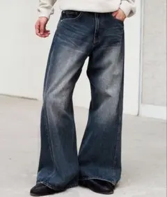 CURVED FLARE BAGGY DENIMのサムネイル