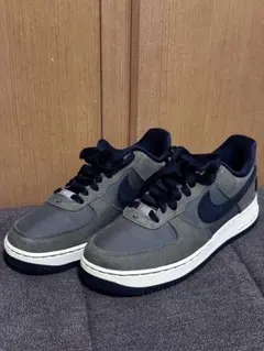 Nike Air Force 1 UNDEFEATED コラボ スニーカー