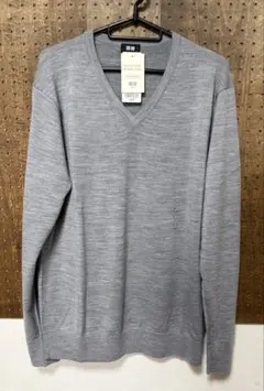 【新品】メリノVネックセーター　L
