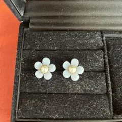 専用です、ピアス　サマンサタバサの水色の花
