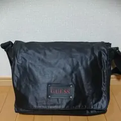 値下げ GUESS メッセンジャー バッグのサムネイル