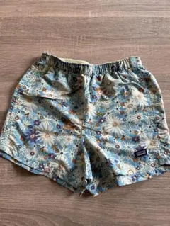 パタゴニア 花柄　バギーショーツ　3t