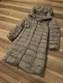 ユニクロ　ウルトラライトダウン　M ベージュ