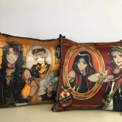 ツイステ　メガジャンボクッション　2個セット