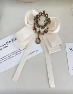 ヴィンテージ風カメオブローチ