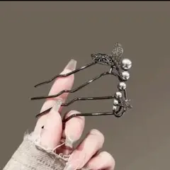 シックなヘアピン　黒いヘアコーム　黒い簪　黒パールヘアピン　黒い髪飾り　リーフ星