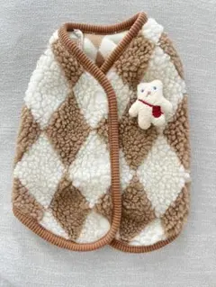 新品未使用　犬服　マスコット付　もこもこ　ベージュ系　可愛い