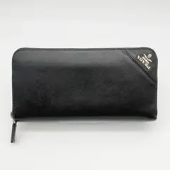 新品✨ PRADA M667 三つ折り財布 三角ロゴ テスート 希少モデル - メルカリ