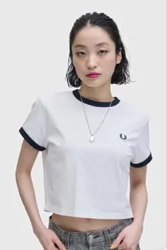 FRED PERRY/フレッドペリー] クロップド丈 ランダムリブカットソー