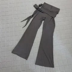 yomomentのリブ　ハイウェストフレアレギンス