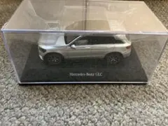 Mercedes Benzミニカー　1／43 メルセデスベンツGLCのサムネイル